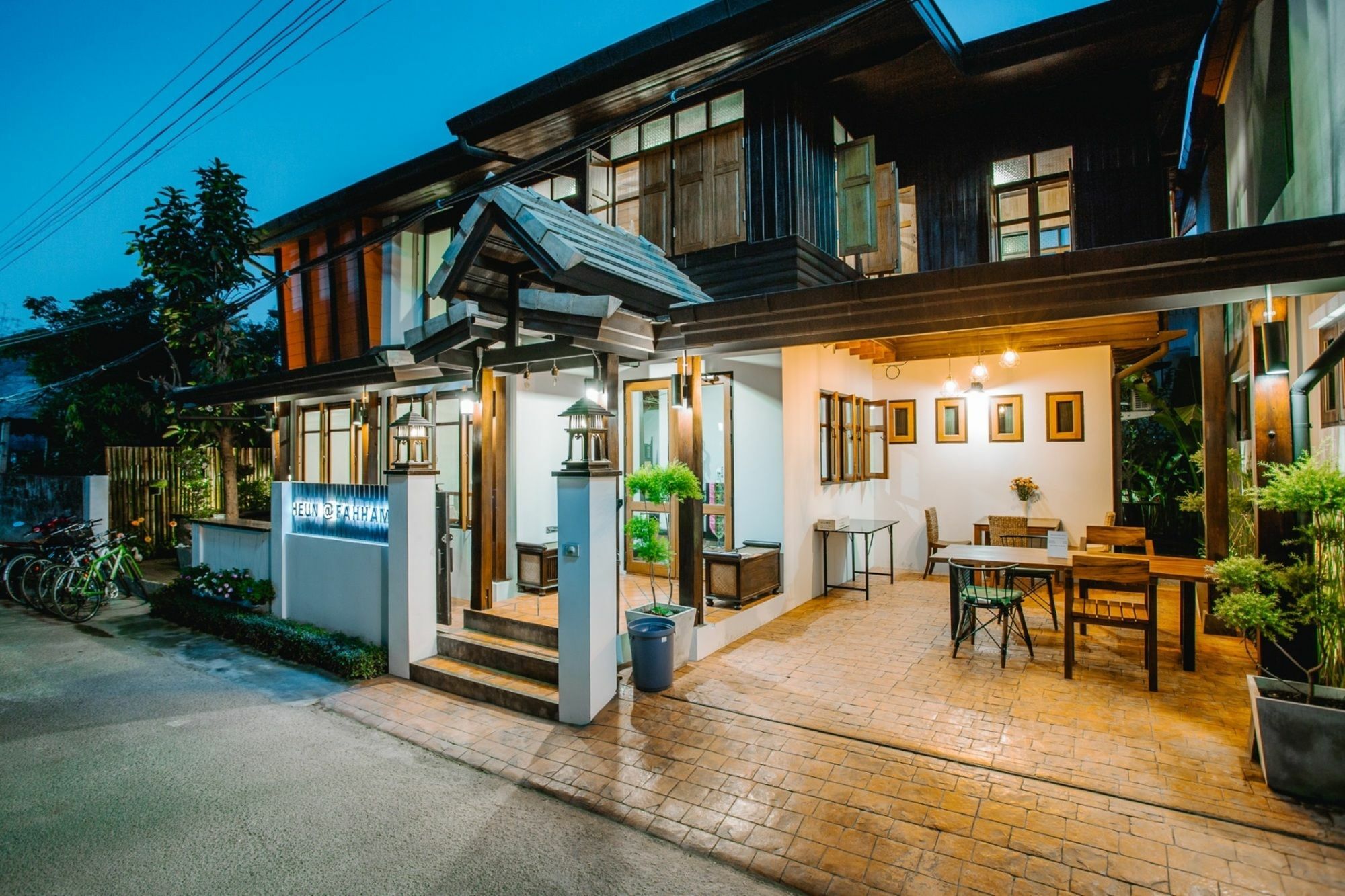 Hotel Heun At Fahham Chiang Mai Exterior foto